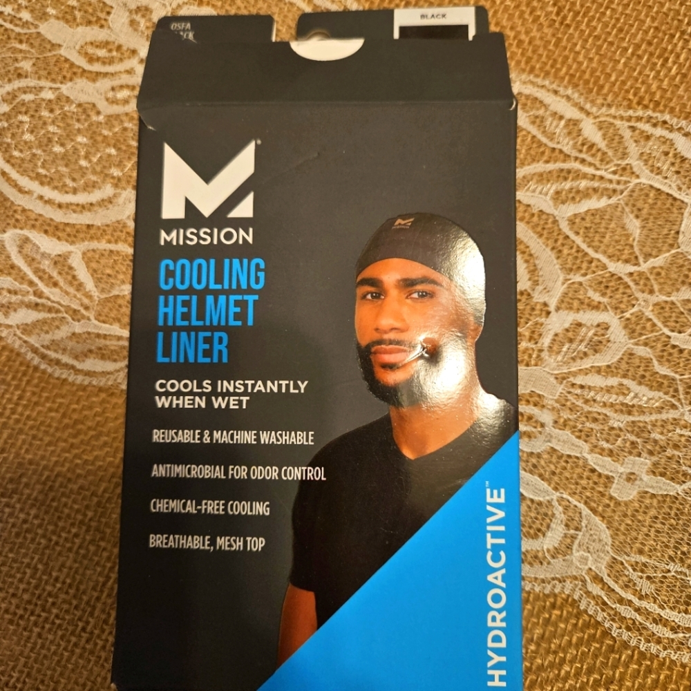 NIB!!! Cooling Helmet Liner